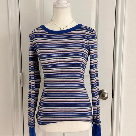 So Clothing Women’s Size XS Vintage Striped Fitted Top Perfect For A Layering - Picture 1 of 5
